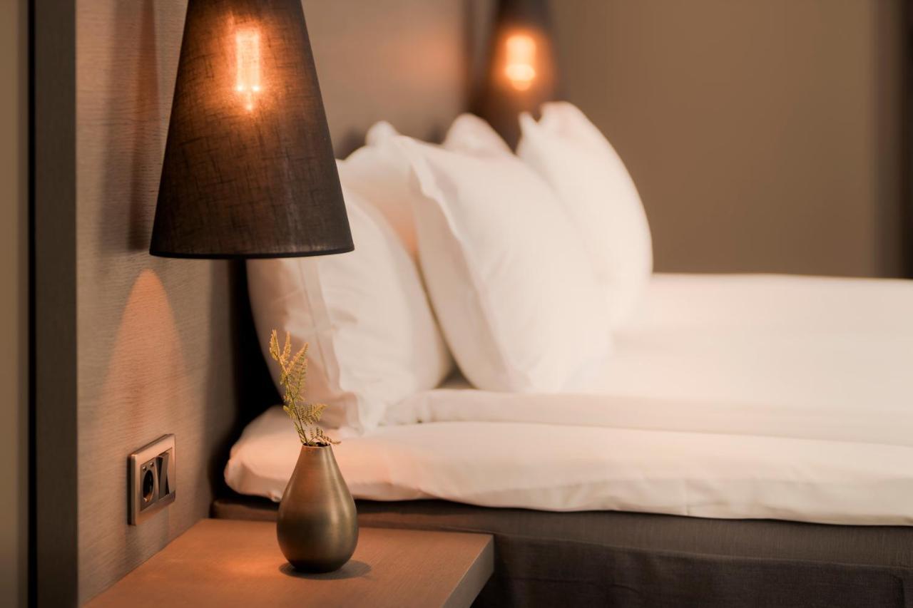 The Lamp Hotel & Spa ノルチェピング エクステリア 写真