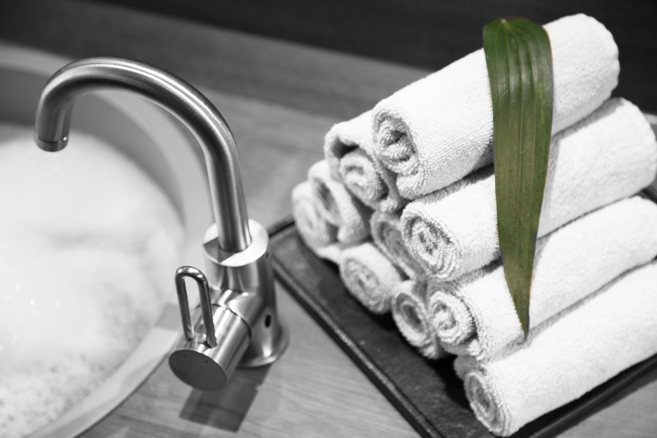 The Lamp Hotel & Spa ノルチェピング エクステリア 写真